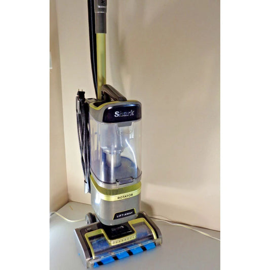 shark vacuum with self cleaning brushroll