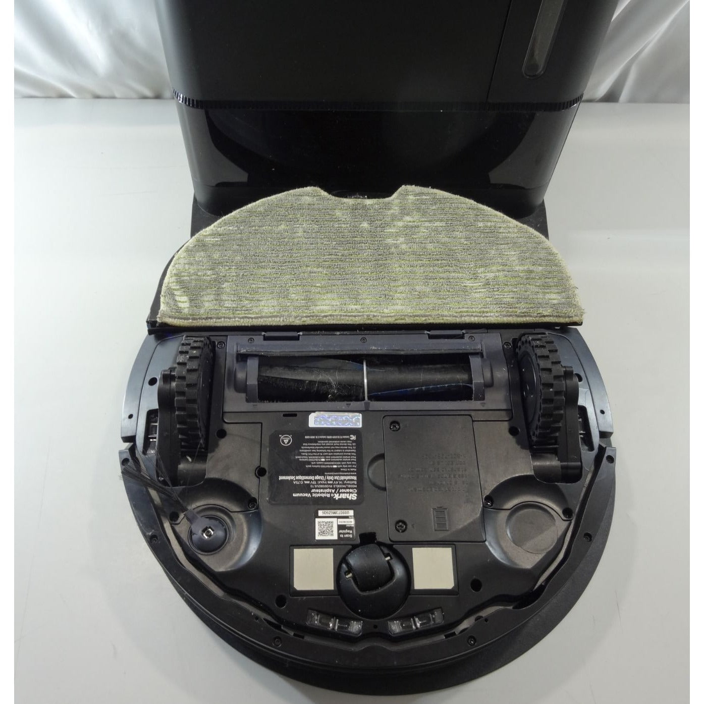 Shark 2-In-1 Robotic Vacuum Cleaner RV2610BZS Self-Empty Base 14.4V